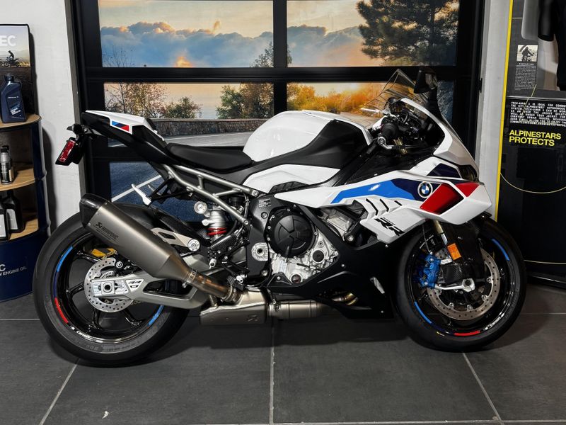 2025 BMW S 1000 RR