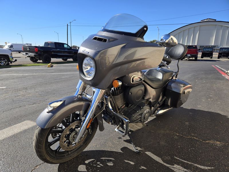 2019 Indian ChieftainImage 3