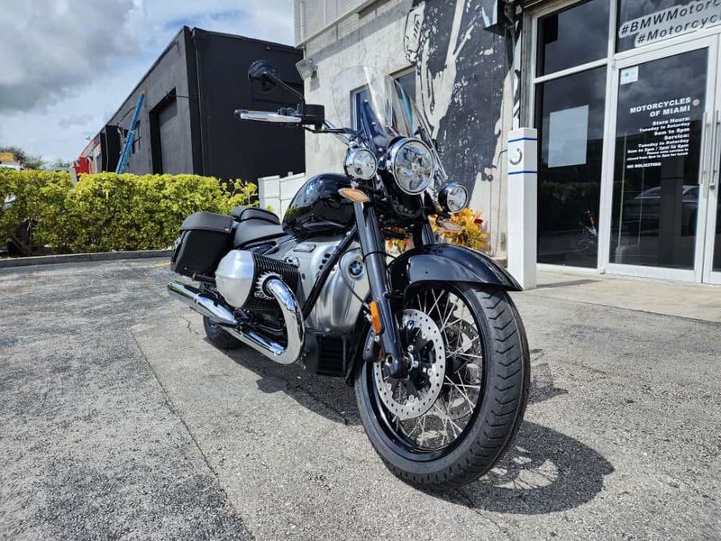 2025 BMW R 18 ClassicImage 9