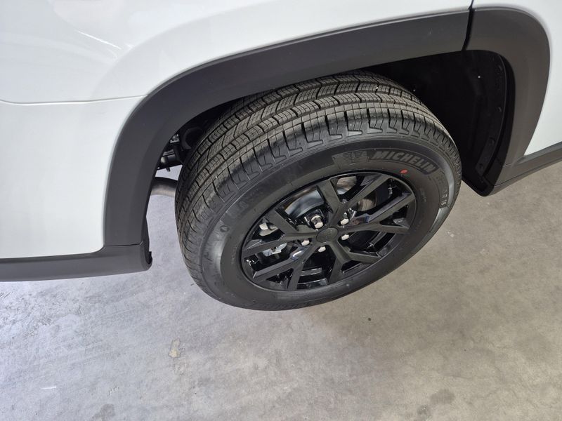 2025 Jeep Grand Cherokee L Altitude X 4x4Image 6