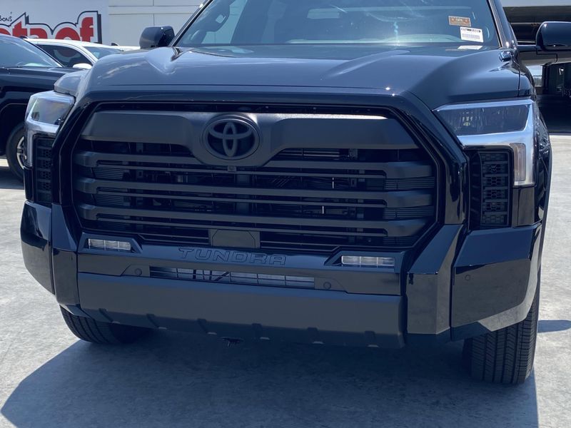 New 2025 Toyota Tundra Limited HybridImage 7