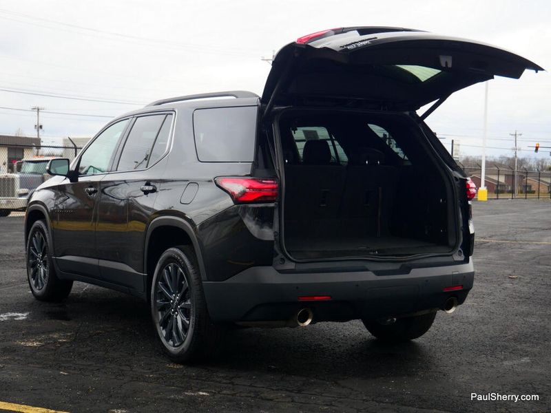 Used 2022 Chevrolet Traverse RS