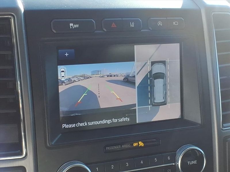 Used 2020 Ford Expedition PlatinumImage 26