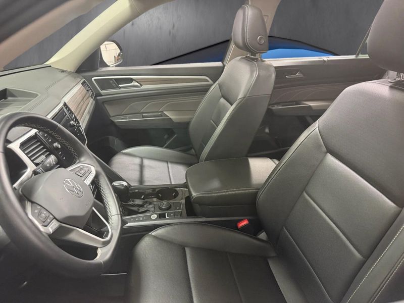 Used 2023 Volkswagen Atlas V6 SEL AWD w/Sunroof & NavImage 16