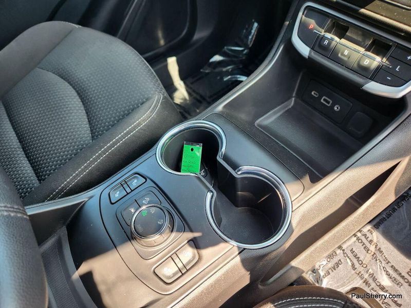 Used 2023 GMC Terrain SLE