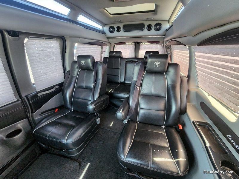 2019 Chevrolet Express 2500 Image 6