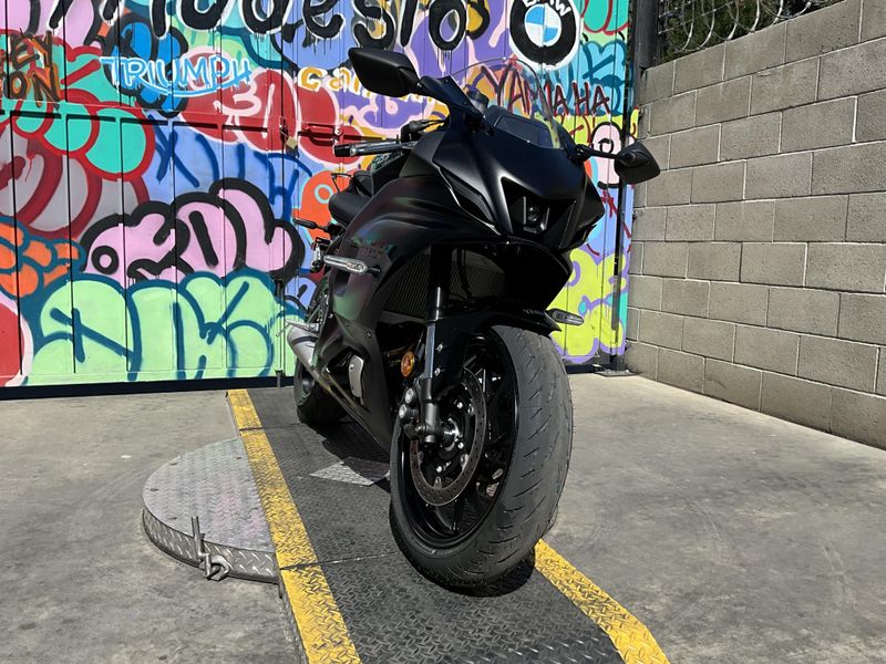 New 2025 Yamaha YZF-R7 Image 12