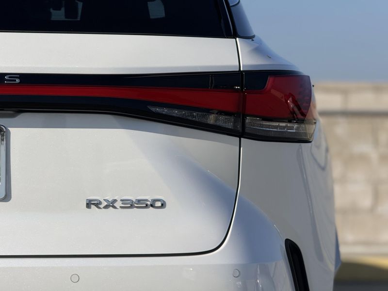 Used 2023 Lexus RX 350Image 12