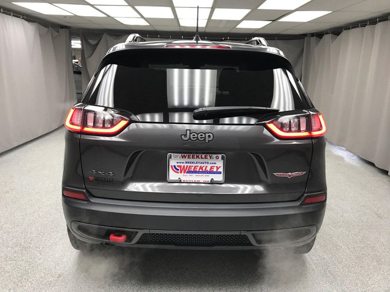 2022 Jeep Cherokee TrailhawkImage 11