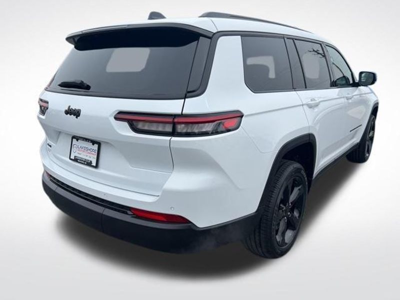 2025 Jeep Grand Cherokee L Altitude X 4x4