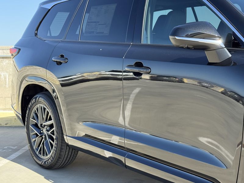 2025 LEXUS TX 350 PremiumImage 5