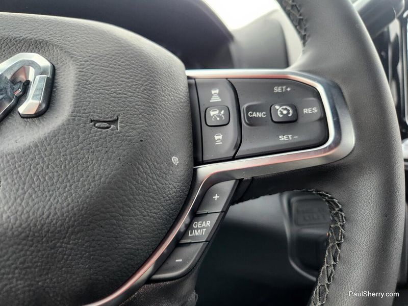 New 2026 RAM 3500 Big Horn Crew Cab 4x4 6'4' Box