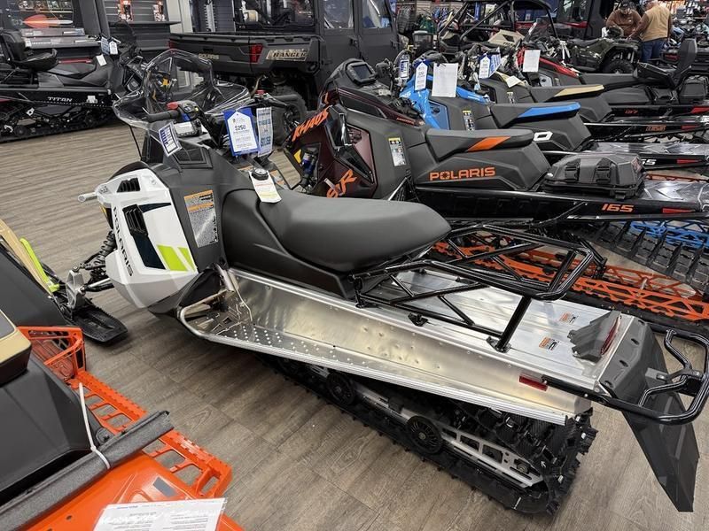 2025 Polaris 550 VOYAGEUR 144