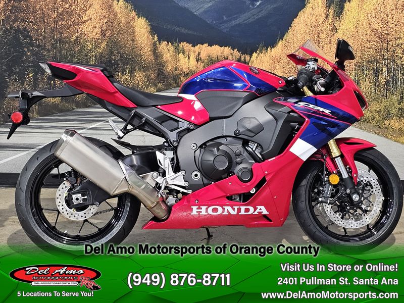 2024 Honda CBR1000RRImage 1