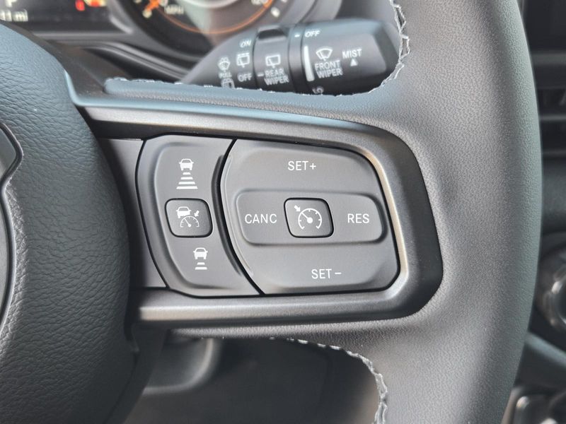 New 2026 Jeep Wrangler 4-door 85th Anniversary Edition