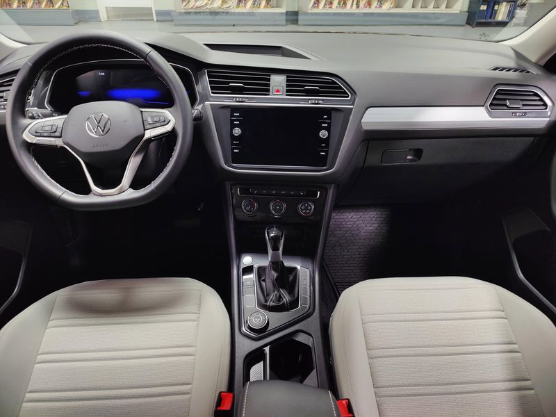 Used 2024 Volkswagen Tiguan S 4-Motion AWDImage 14