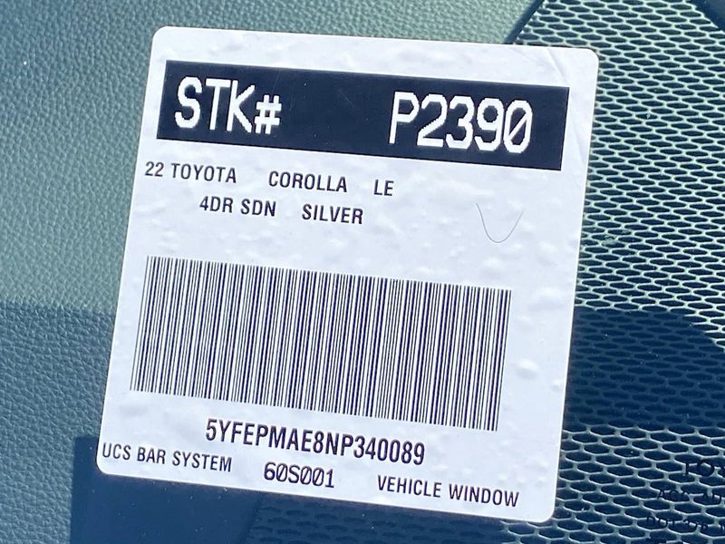 2022 Toyota Corolla LEImage 33