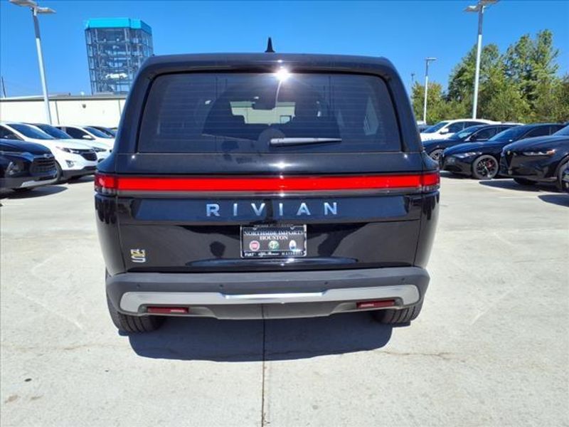 2023 Rivian R1S AdventureImage 9