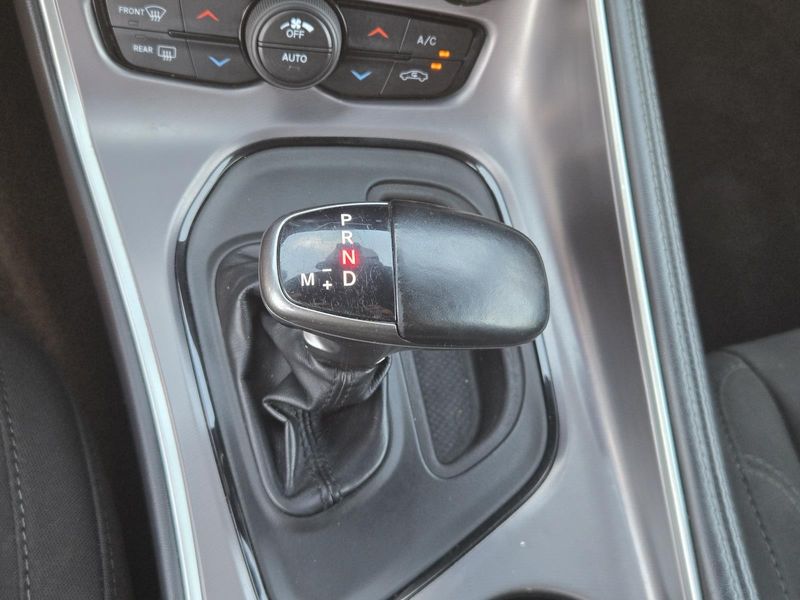 Used 2021 Dodge Challenger SXT RWD