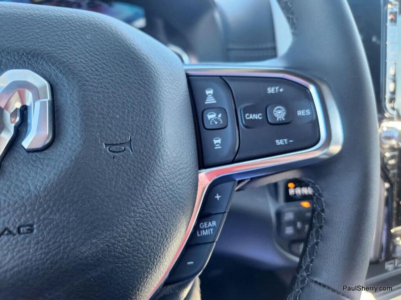 New 2026 RAM 1500 Laramie Crew Cab 4x4 5'7' Box