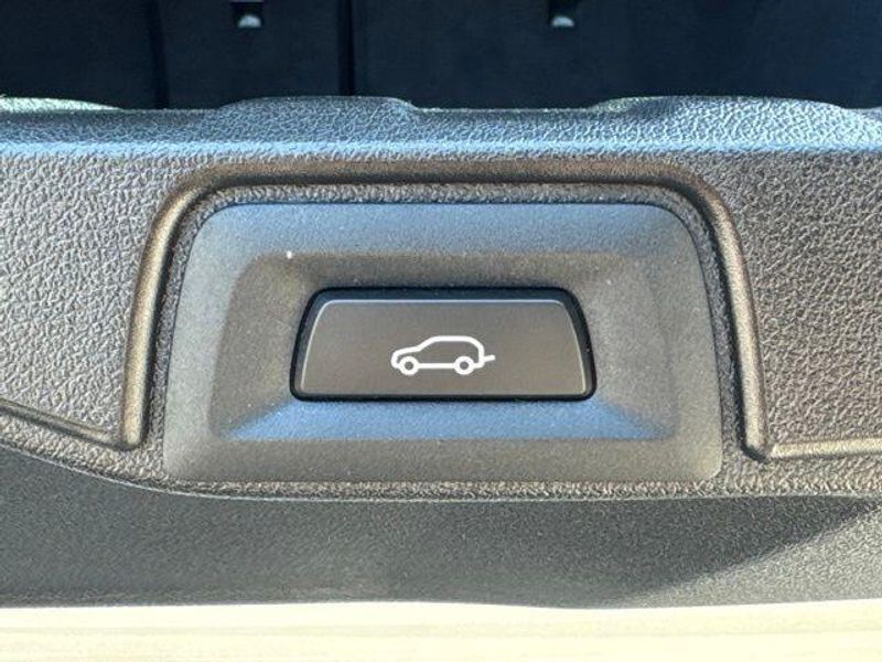 Used 2024 BMW X5 xDrive40iImage 17