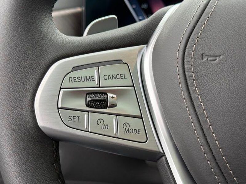 New 2026 BMW X7 xDrive40iImage 22