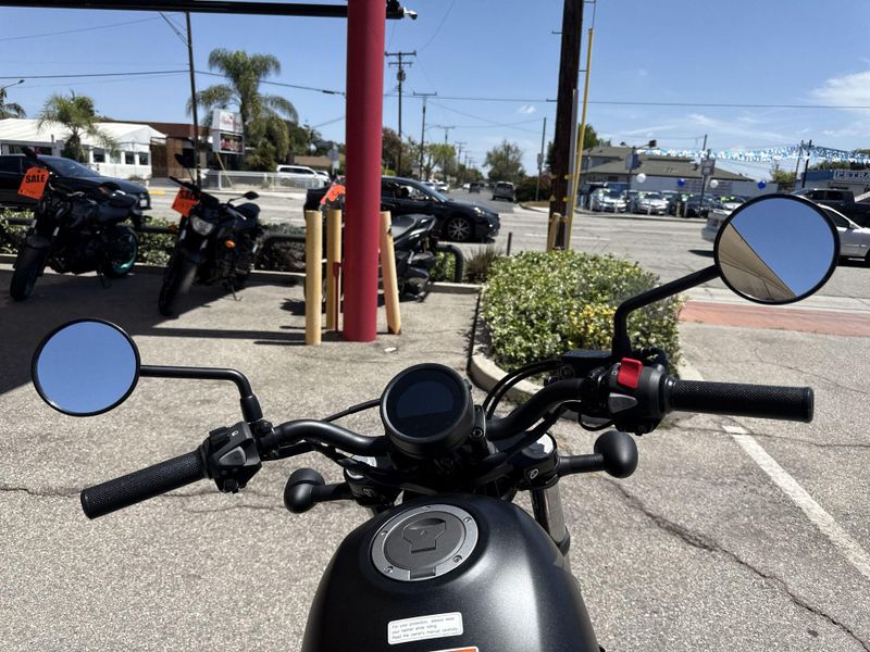 New 2026 Honda REBEL 300 E-CLUTCH Image 14