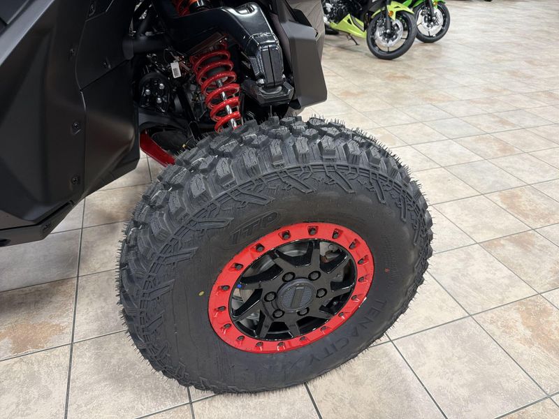 New 2026 Can-Am MAVERICK R MAX X RS WITH SMART-SHOX 999T DCT Image 19