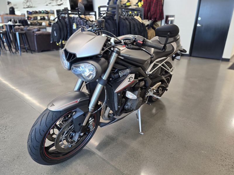 2018 Triumph STREET TRIPLE RS 