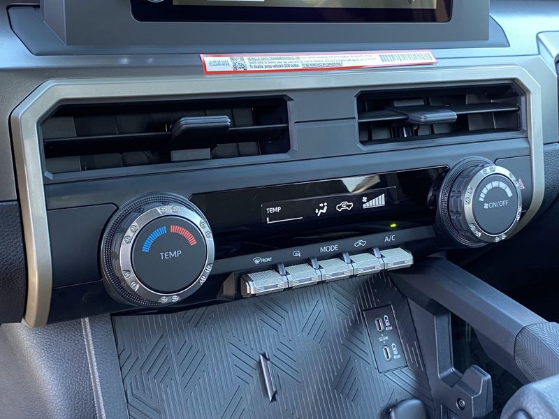 New 2025 Toyota Tacoma SR5Image 17