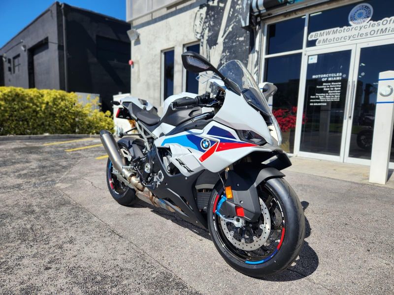 2026 BMW S 1000 RRImage 9
