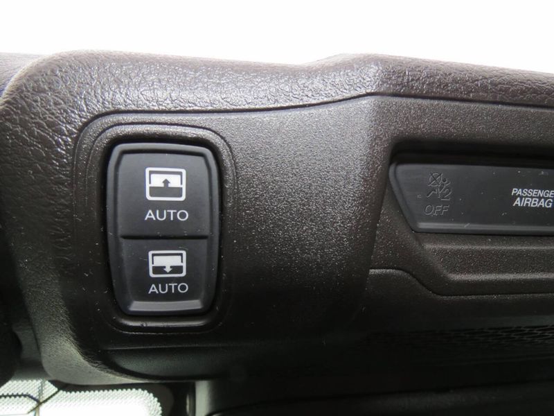 Used 2025 Jeep Wrangler 4xE Sahara 4x4 4dr SUVImage 23