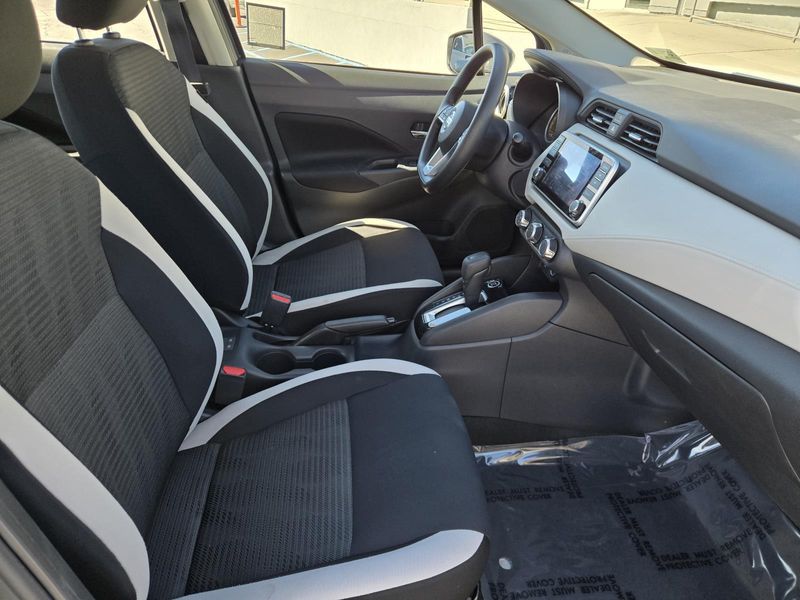 Used 2022 Nissan Versa SV CVT