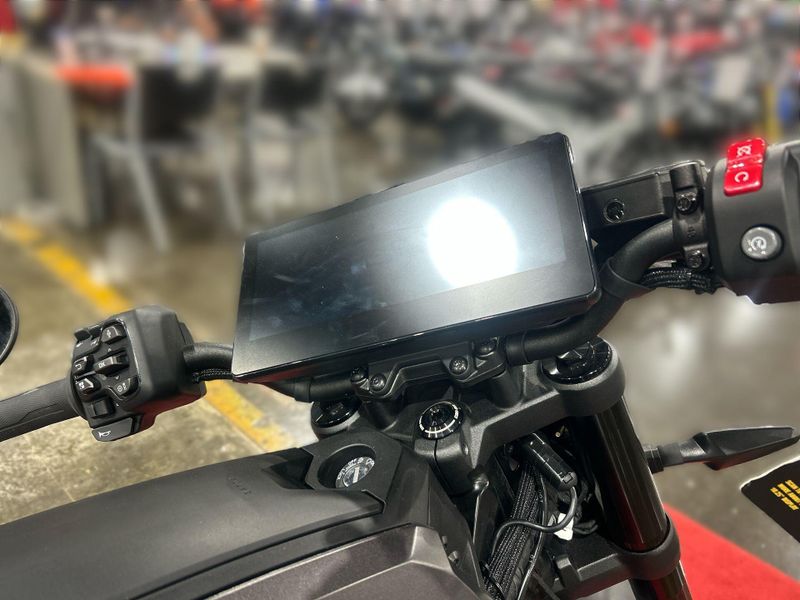 New 2025 Can-Am Pulse Image 23