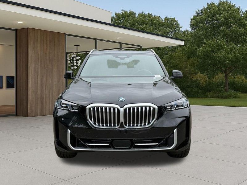 New 2026 BMW X5 xDrive50eImage 4