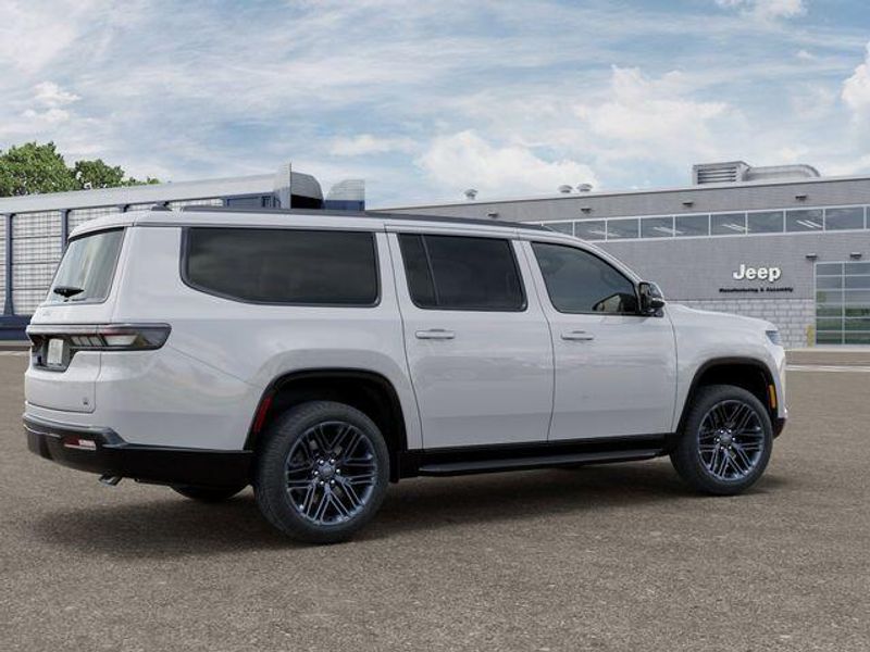 2026 Jeep Grand Wagoneer L 85th Anniversary Edition 4x4Image 4