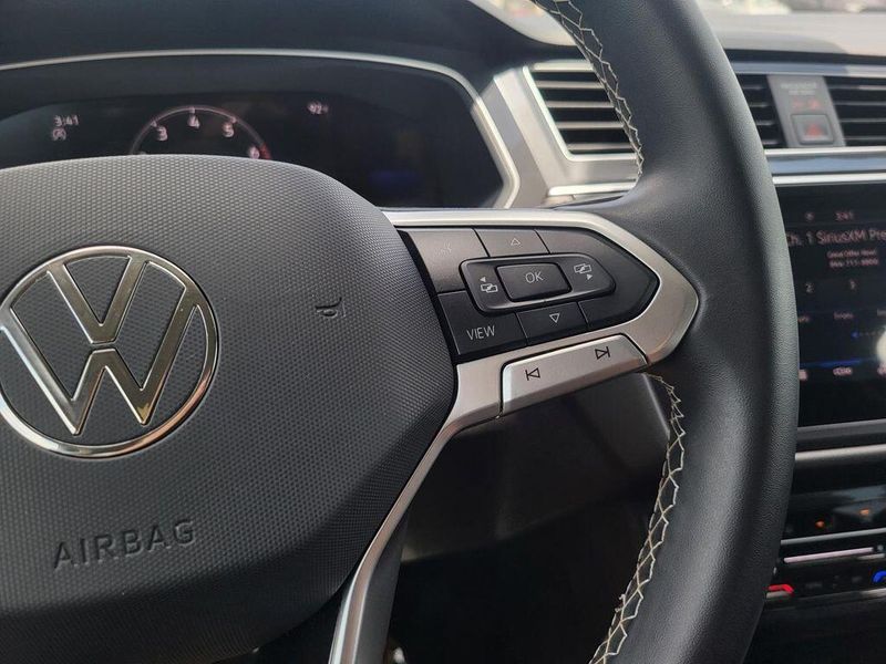 2024 Volkswagen Tiguan 2.0T SEImage 14