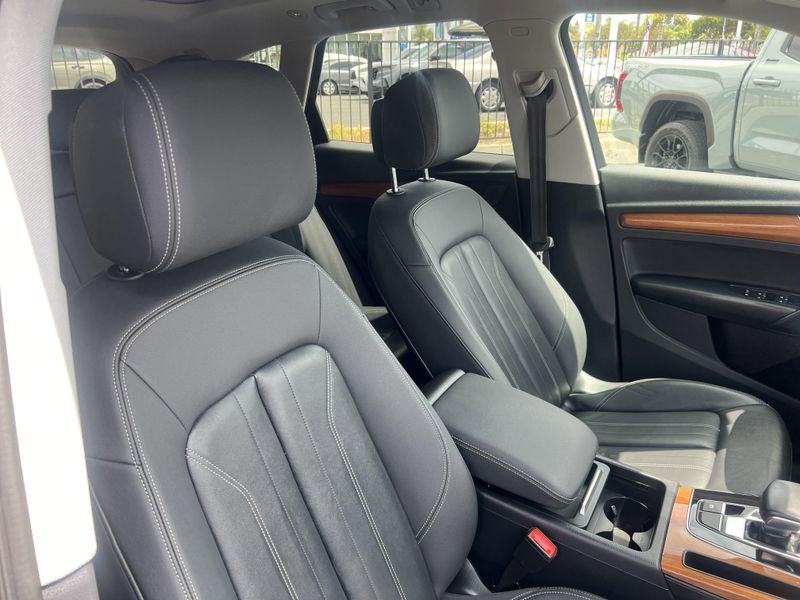 Used 2021 Audi Q5 PremiumImage 26