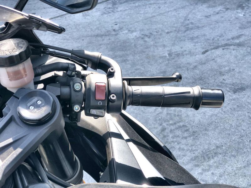 Used 2024 Kawasaki NINJA ZX-6R Image 24