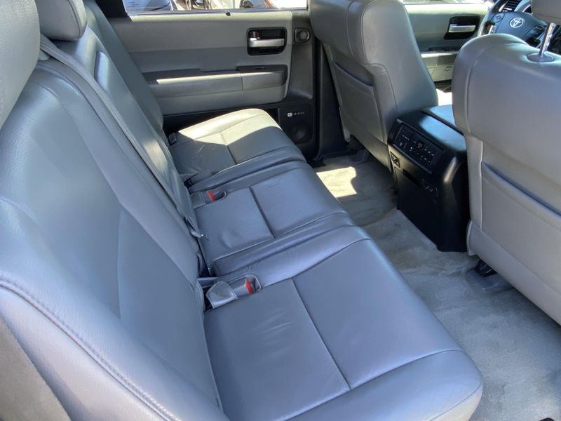 Used 2011 Toyota Sequoia LtdImage 12