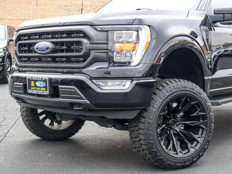 2022 Ford F-150 XLT photo 2