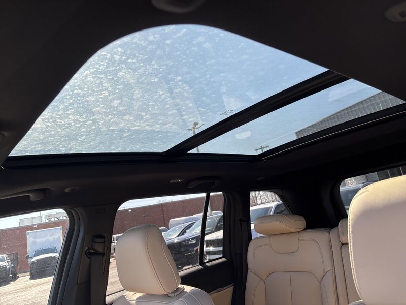 New 2026 Jeep Grand Cherokee Limited 4x4Image 38