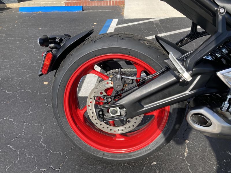 2026 Triumph Trident 660 Triple Tribute 