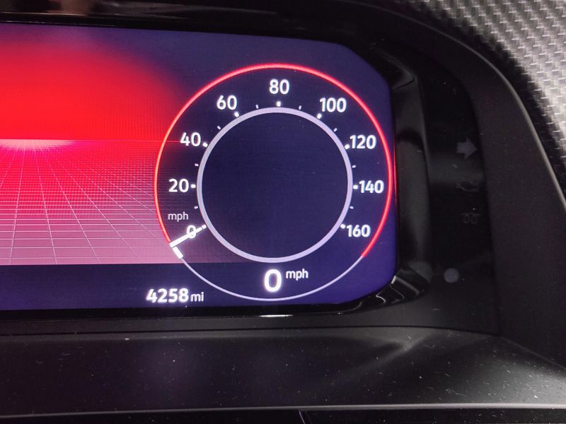 Used 2025 Volkswagen Atlas Cross Sport SEL AWD w/Sunroof & NavImage 34