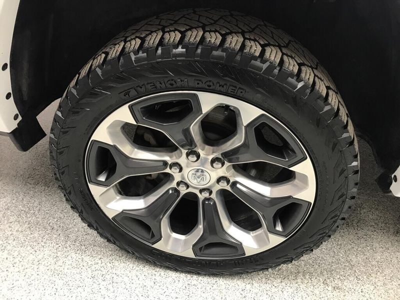 Used 2023 RAM 1500 LimitedImage 21