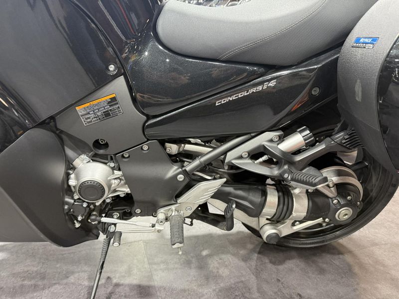 Used 2022 Kawasaki CONCOURS 14 ABS Image 7