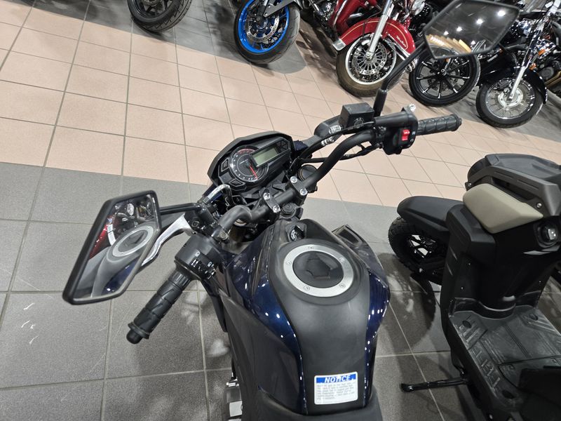 2023 Kawasaki Z125 PRO BASEImage 9