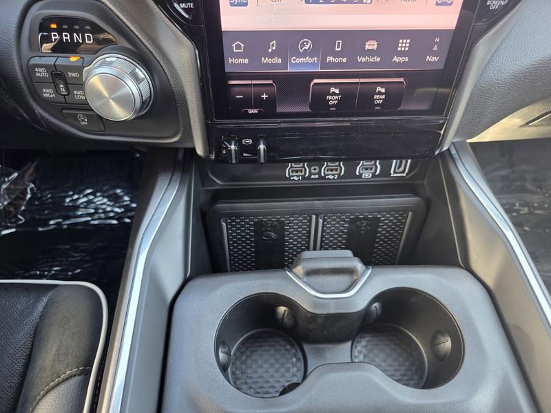 New 2025 RAM 1500 LaramieImage 27