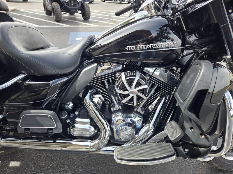 2014 HARLEY ELECTRA GLIDE ULTRA LIMITED Image 5
