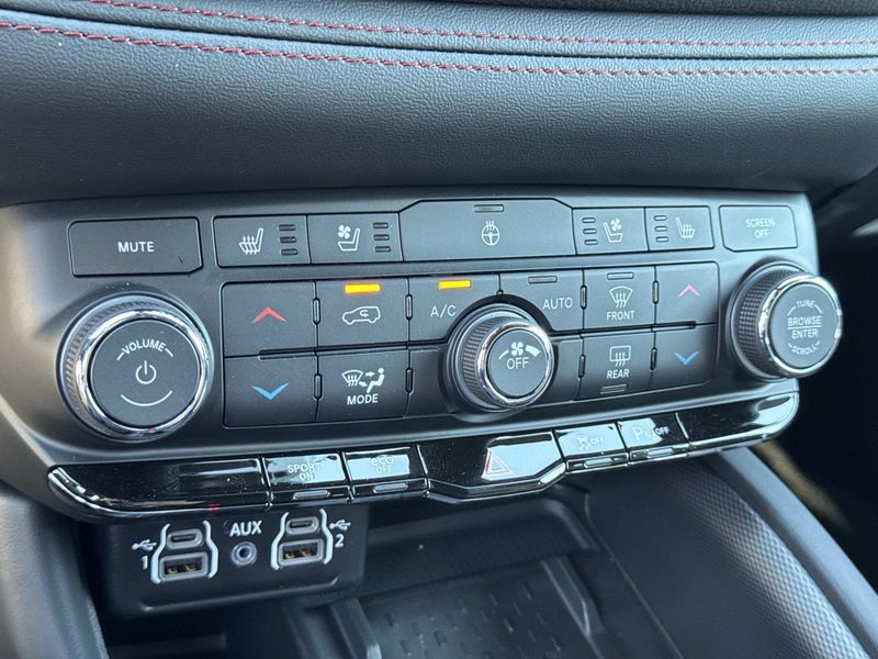 New 2026 Dodge Durango Gt Plus Awd Hemi V8